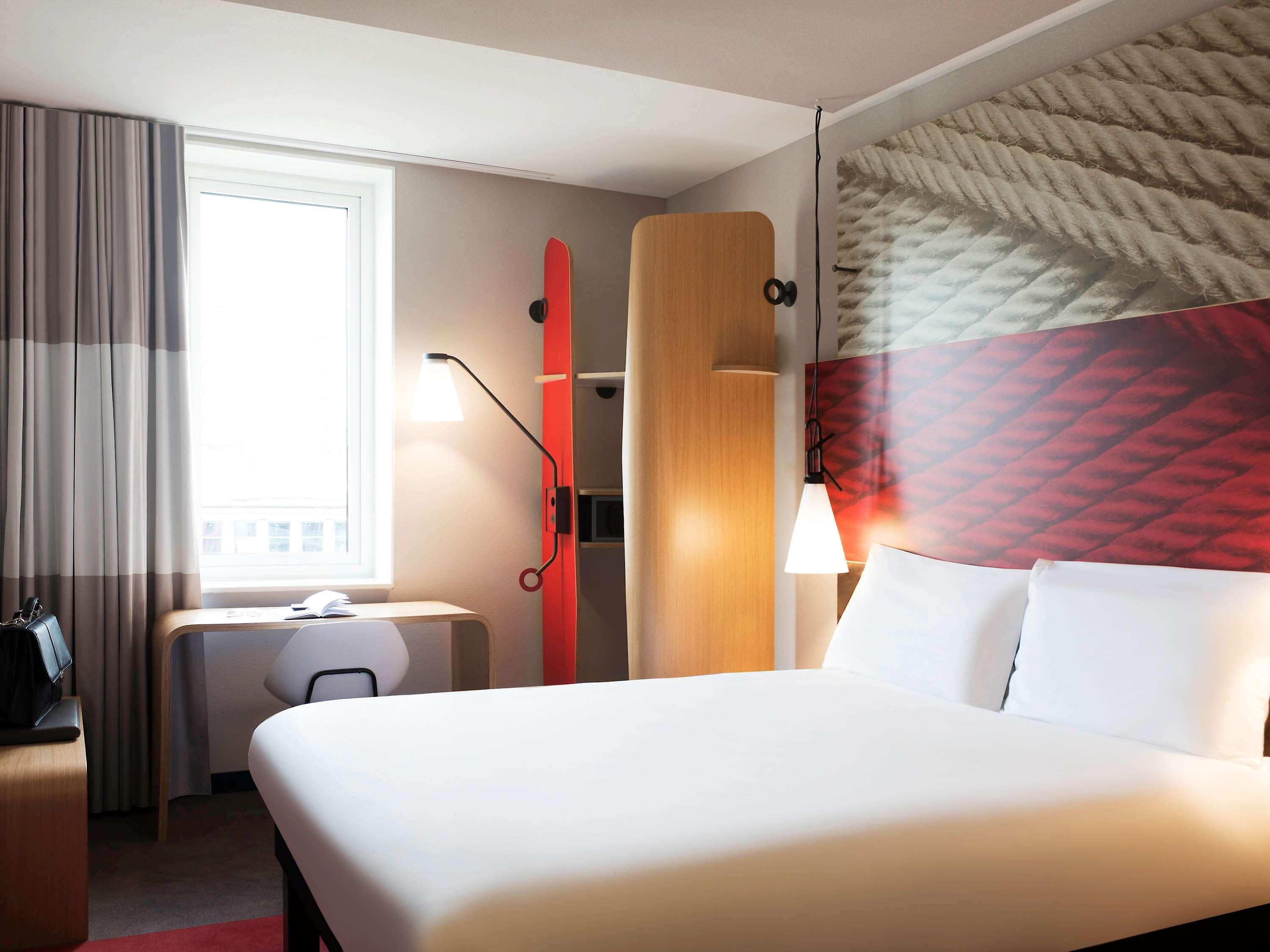 Ibis Schiphol Amsterdam Airport Hotel Badhoevedorp Exterior photo