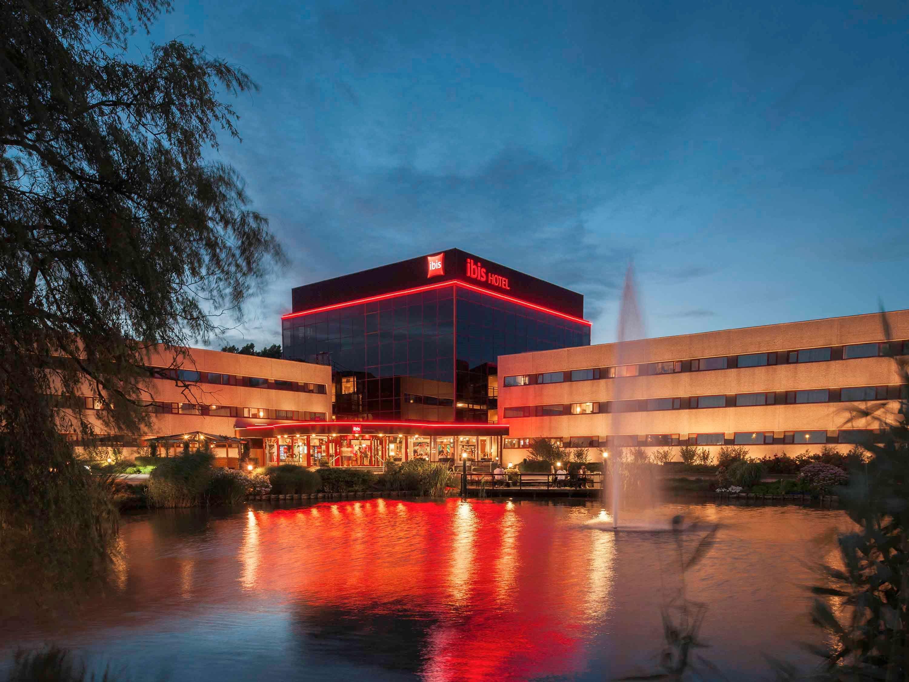 Ibis Schiphol Amsterdam Airport Hotel Badhoevedorp Exterior photo